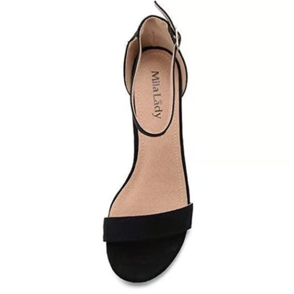 block heels - Picture 3 of 6